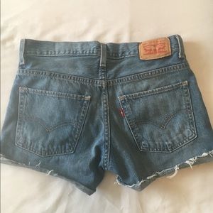 Levi’s Cut Off Shorts